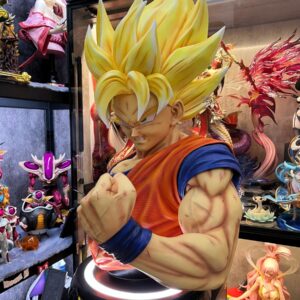 KD Collectibles - Life Size SSJ Goku Bust